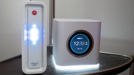Illustration for article titled This Tiny Router Will Kill All Your Wi-Fi Deadspots